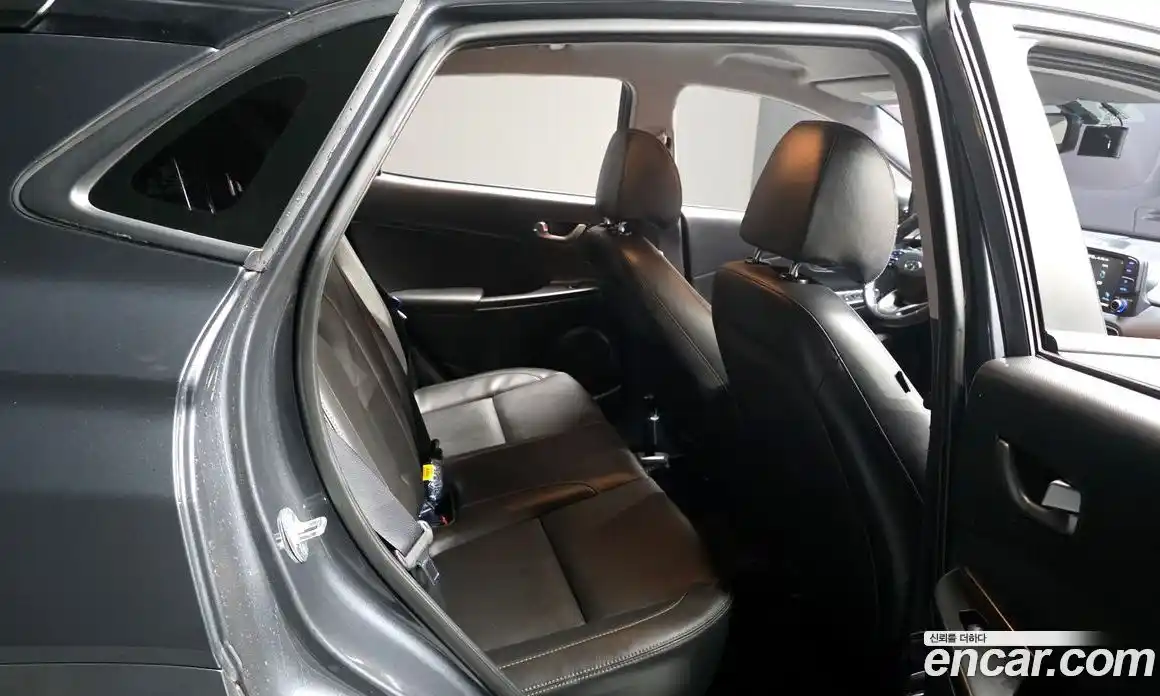 Hyundai Kona 2019 1.6 гидро в Москве № 1757792, фото 11