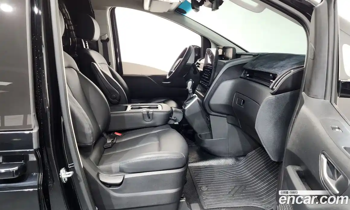 Hyundai Staria 2025 2.2 гидро в Москве № 1757914, фото 11