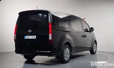 Hyundai Staria 2025 2.2 гидро в Москве № 1757914, миниатюра 2