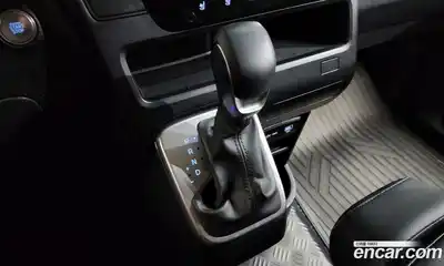 Hyundai Staria 2025 2.2 гидро в Москве № 1757914, миниатюра 9