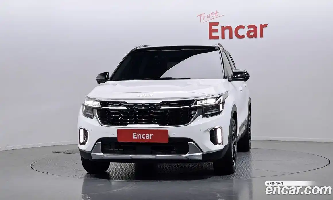 Kia Seltos 2022 1.6 гидро в Москве № 1758453, фото 3