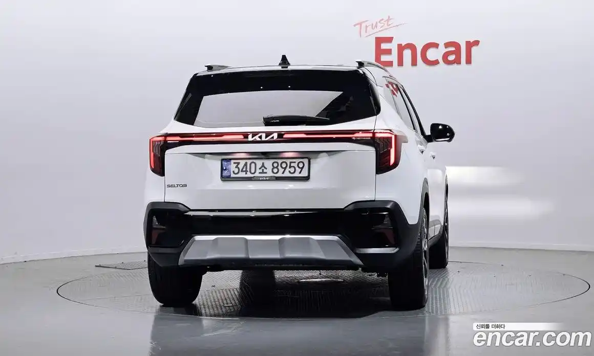 Kia Seltos 2022 1.6 гидро в Москве № 1758453, фото 4