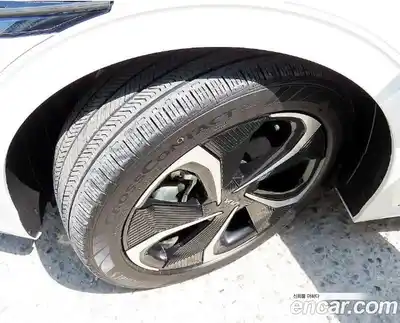 Kia EV6 2024 гидро в Москве № 1758490, миниатюра 5