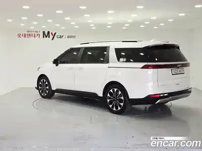 Kia Canival 2023 2.2 гидро в Москве № 1758576, миниатюра 3
