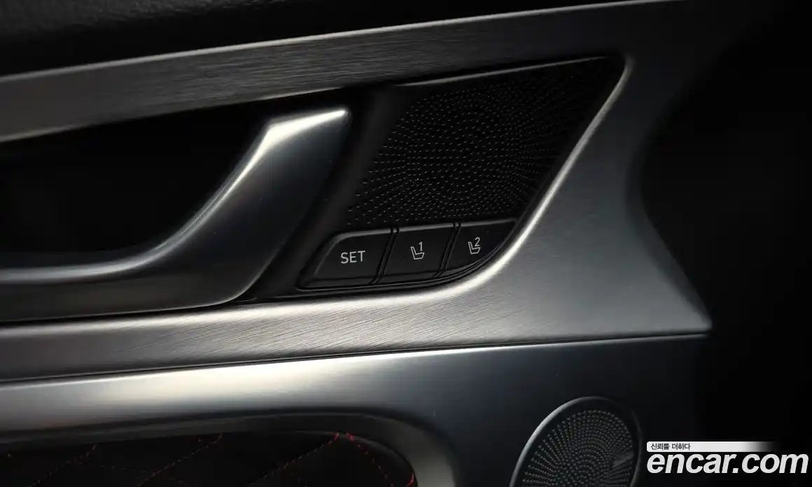 Genesis G70 2018 2.0 гидро в Москве № 1758710, фото 18