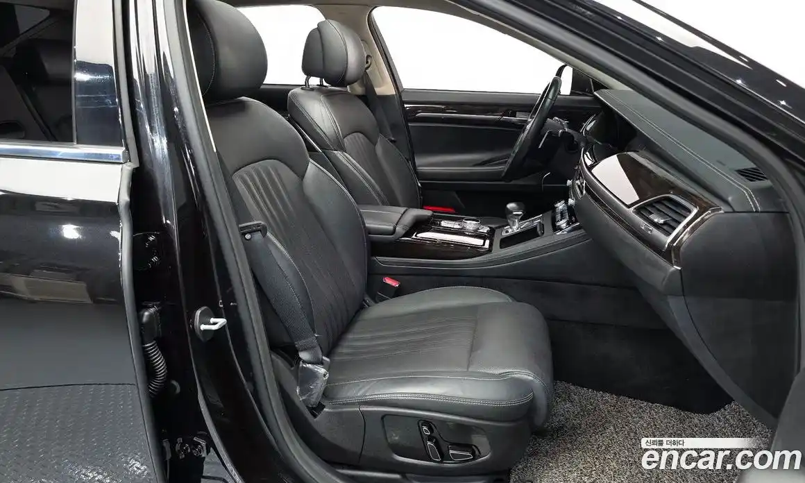 Genesis G90 2018 3.8 гидро в Москве № 1758902, фото 11