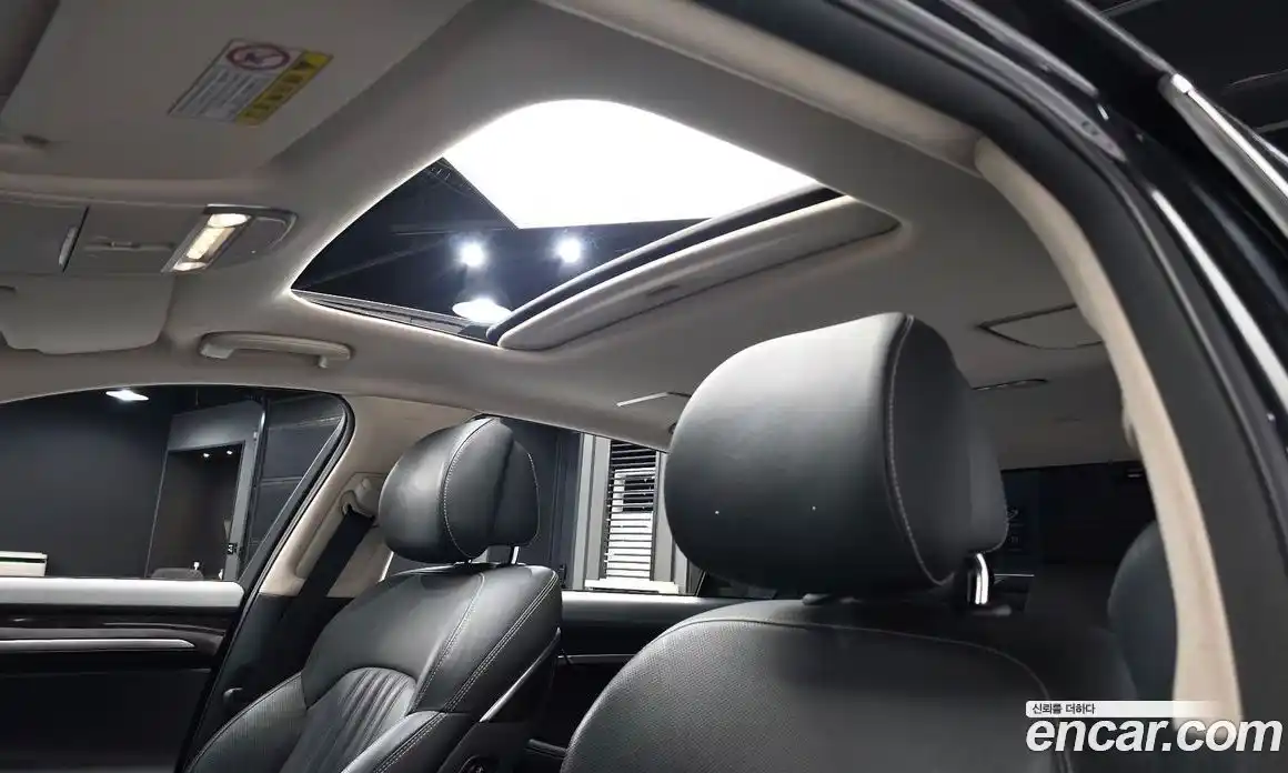 Genesis G90 2018 3.8 гидро в Москве № 1758902, фото 18