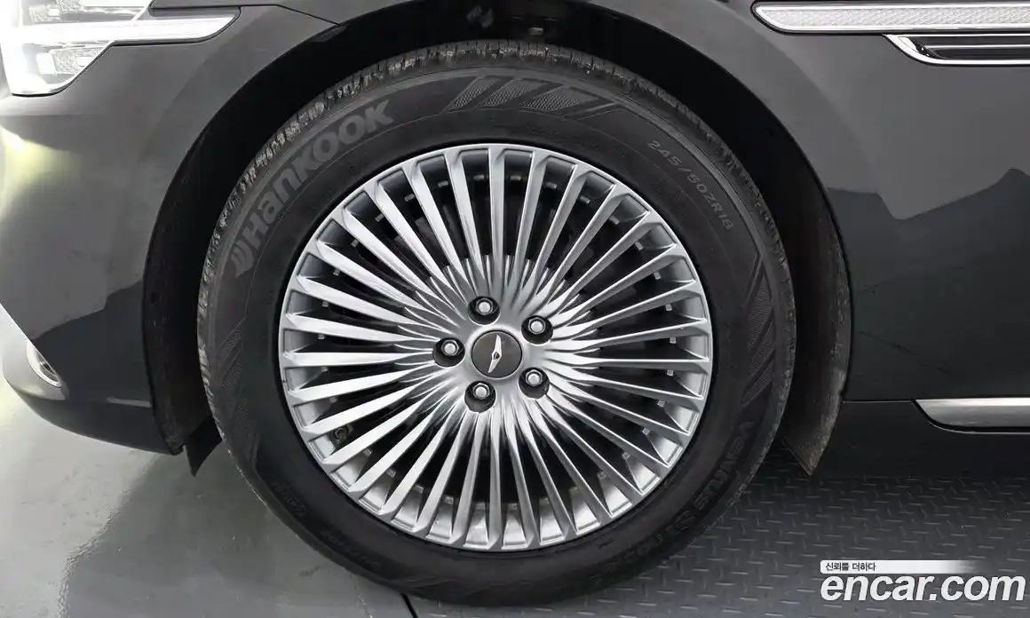 Genesis G90 2018 3.8 гидро в Москве № 1758902, фото 5