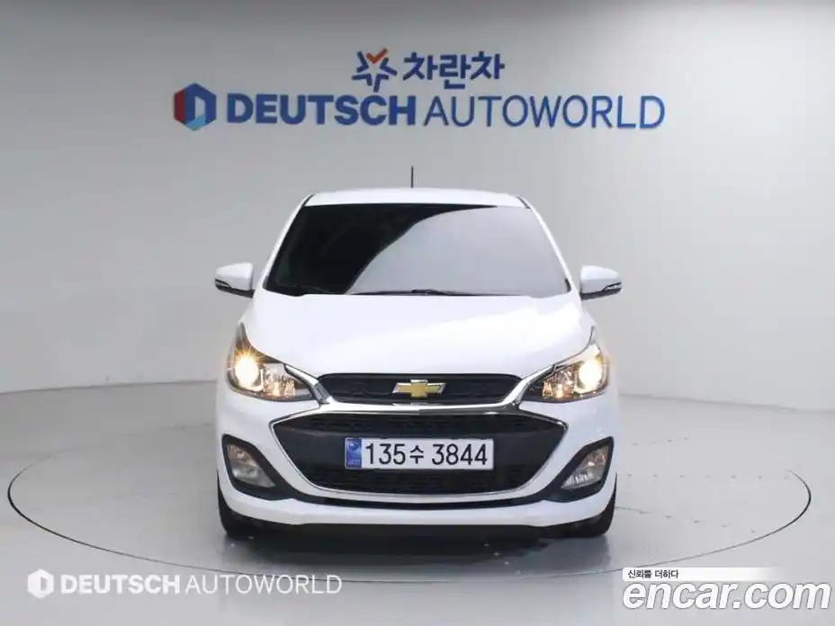 Chevrolet Spark 2021 1.0 гидро в Москве, фото 3
