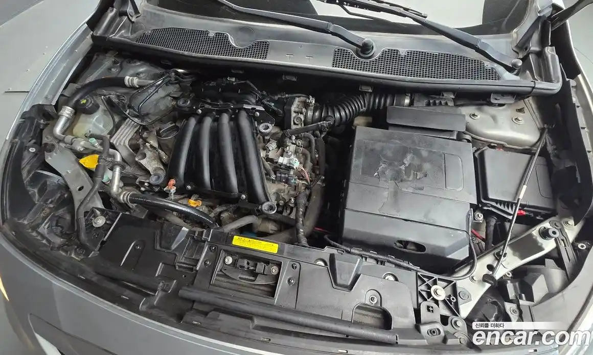 Renault SM3 2010 1.6 гидро в Москве № 1761486, фото 6
