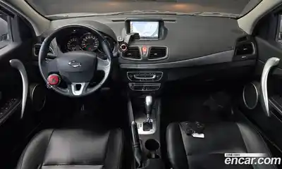 Renault SM3 2010 1.6 гидро в Москве № 1761486, миниатюра 7