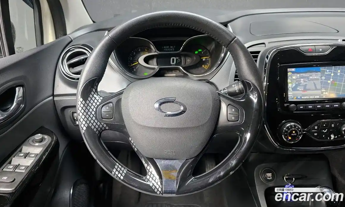 Renault QM3 2015 1.5 гидро в Москве № 1761489, фото 14