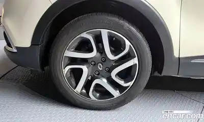 Renault QM3 2015 1.5 гидро в Москве № 1761489, миниатюра 5