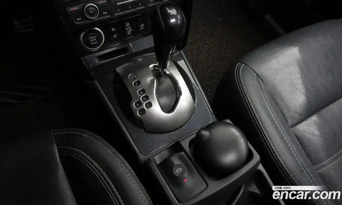 Renault QM5 2014 2.0 гидро в Москве № 1761607, фото 9