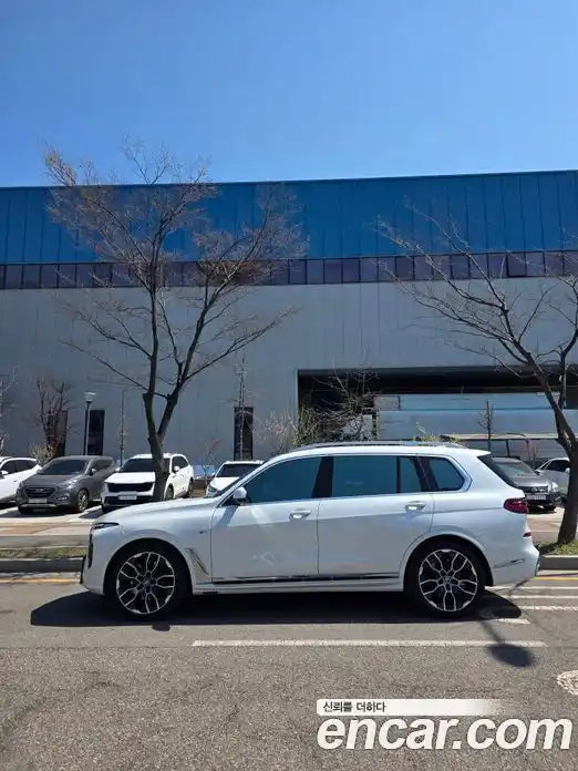 BMW X7 2025 3.0 гидро в Москве № 1761913, фото 4