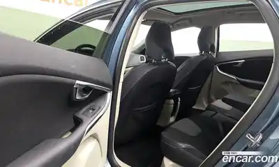 Volvo V40 2014 1.6 гидро в Москве № 1763629, миниатюра 11