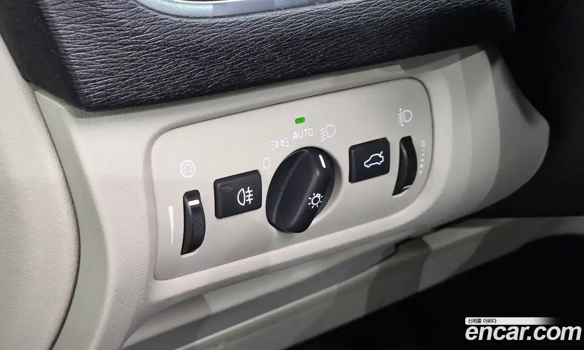 Volvo V40 2014 1.6 гидро в Москве № 1763629, фото 15