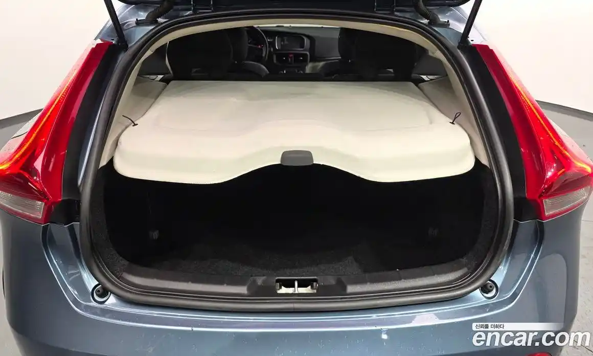 Volvo V40 2014 1.6 гидро в Москве № 1763629, фото 20