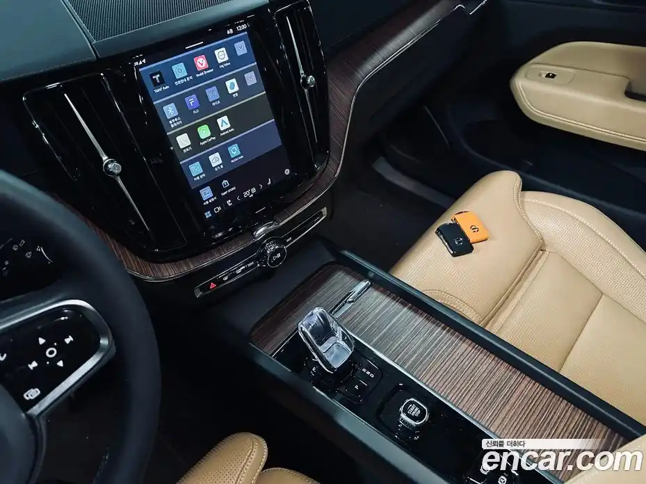 Volvo XC60 2023 2.0 гидро в Москве № 1763682, фото 6
