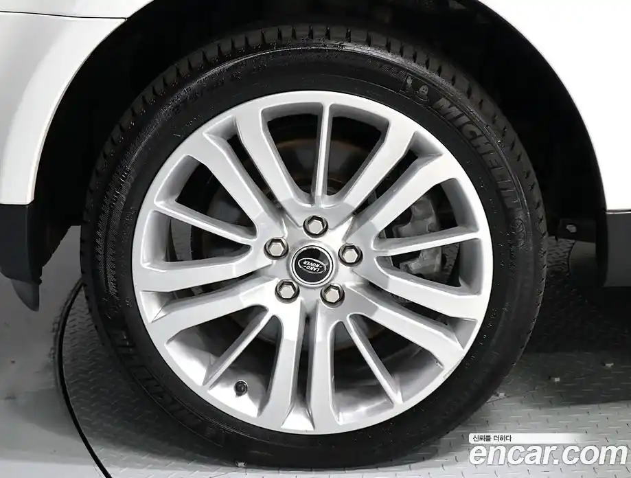 Land Rover Range-Rover Sport 2013 3.0 гидро в Москве № 1764186, фото 19