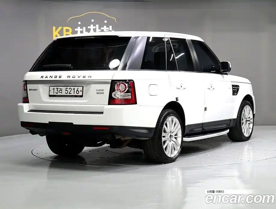 Land Rover Range-Rover Sport 2013 3.0 гидро в Москве № 1764186, фото 3