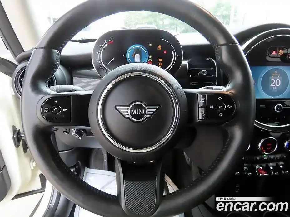 Mini Cooper 2022 2.0 гидро в Москве № 1764283, фото 8