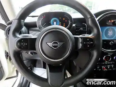Mini Cooper 2022 2.0 гидро в Москве № 1764283, миниатюра 8