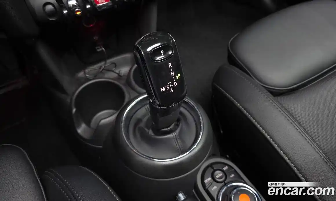 Mini Cooper 2021 1.5 гидро в Москве № 1764433, фото 9