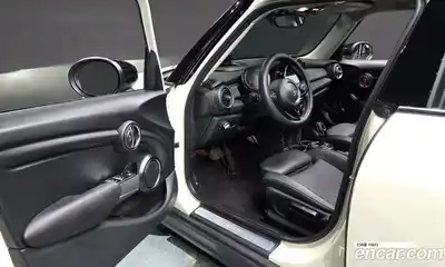 Mini Cooper 2021 1.5 гидро в Москве № 1764433, миниатюра 10