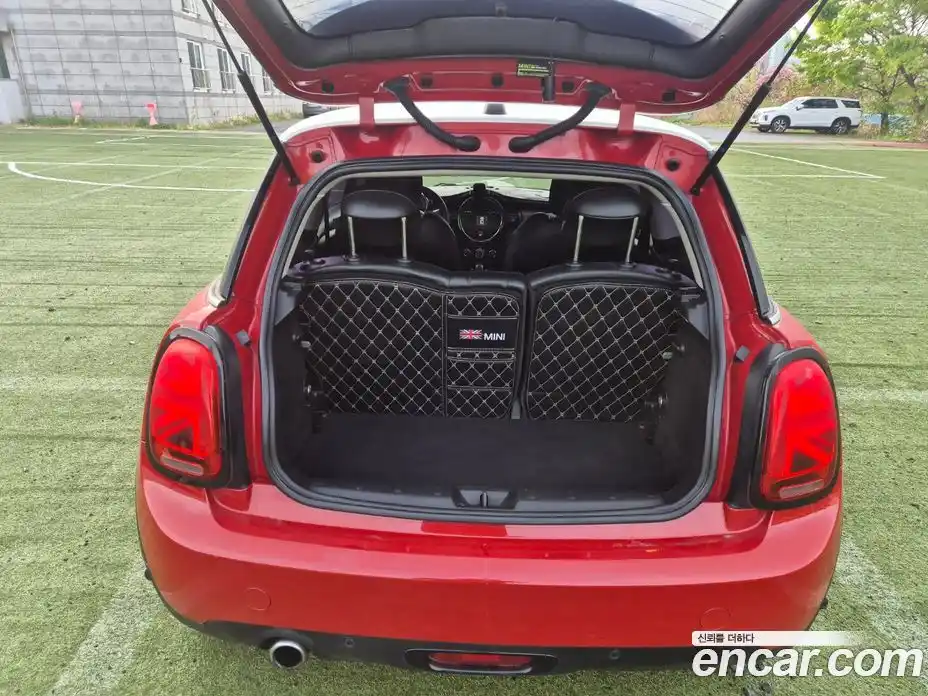 Mini Cooper 2014 1.5 гидро в Москве № 1764567, фото 10