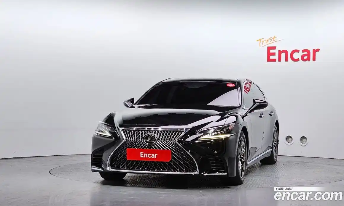 Lexus LS 2018 3.4 гидро в Москве № 1764968, фото 3