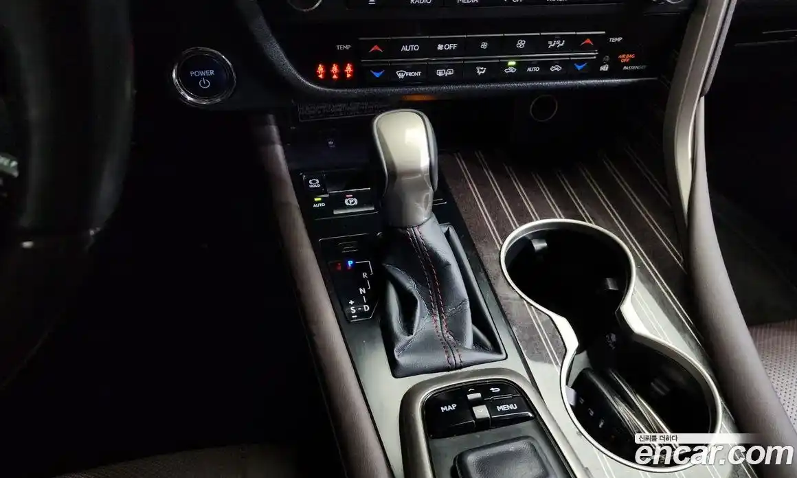 Lexus RX 2017 3.5 гидро в Москве № 1764970, фото 9