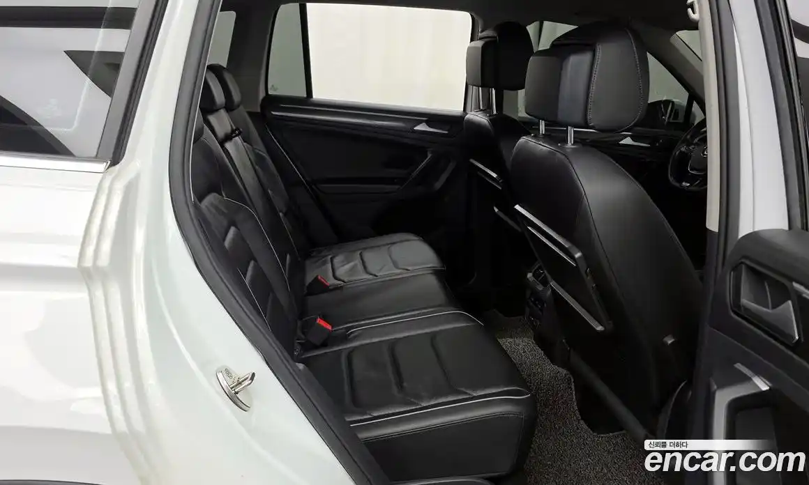 Volkswagen Tiguan 2020 2.0 гидро в Москве № 1765121, фото 11