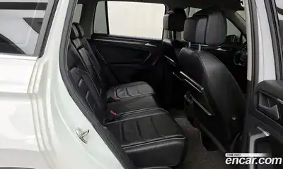 Volkswagen Tiguan 2020 2.0 гидро в Москве № 1765121, миниатюра 11