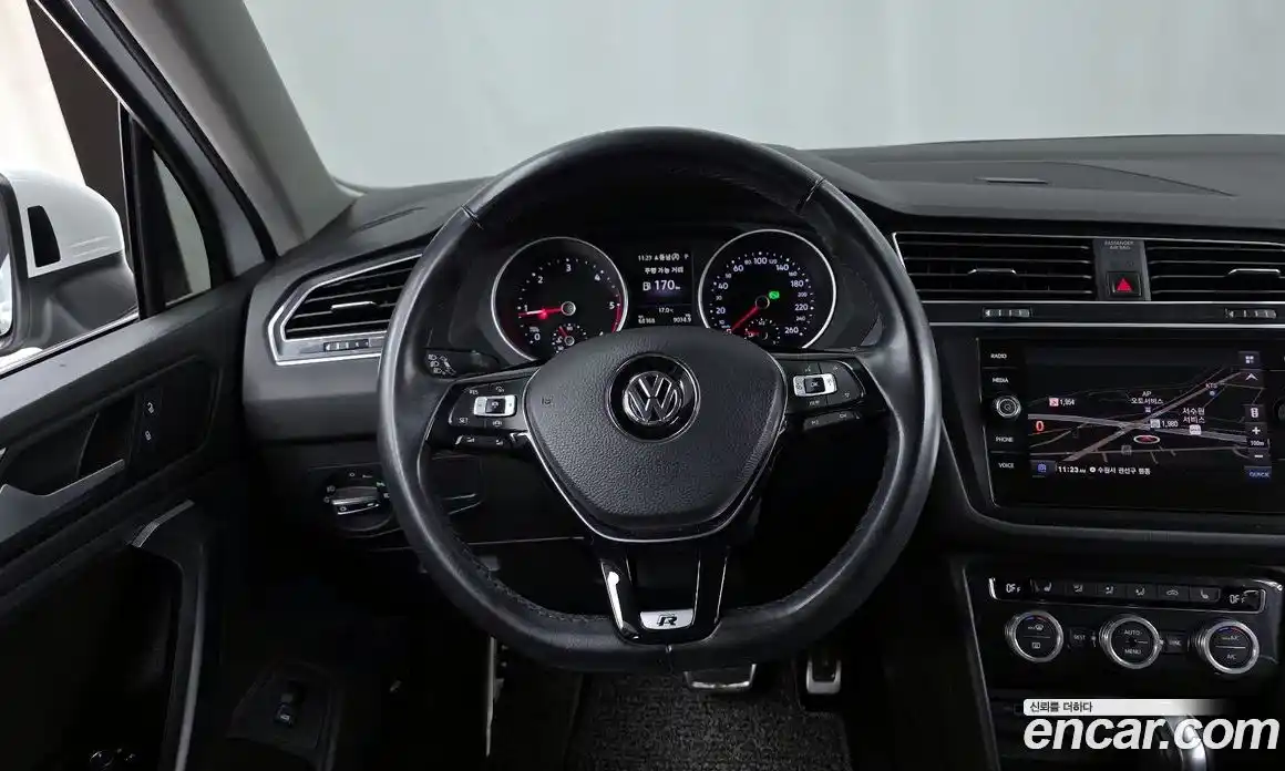 Volkswagen Tiguan 2020 2.0 гидро в Москве № 1765121, фото 12