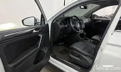 Volkswagen Tiguan 2020 2.0 гидро в Москве № 1765121, миниатюра 10