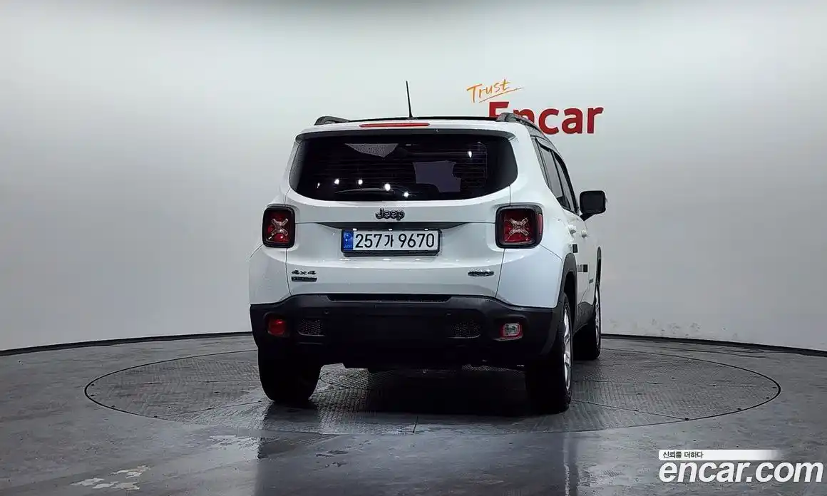 Jeep Renegade 2015 2.0 гидро в Москве № 1766263, фото 4