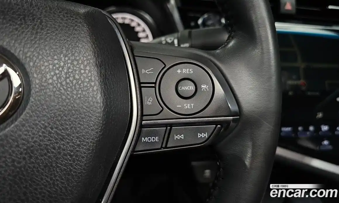 Toyota Camry 2018 2.5 гидро в Москве № 1766849, фото 19