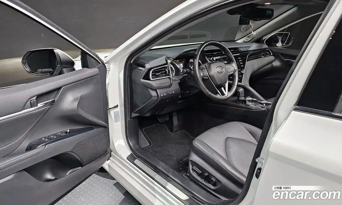 Toyota Camry 2018 2.5 гидро в Москве № 1766849, фото 10