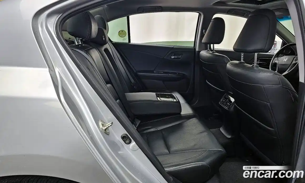 Honda Accord 2015 3.5 гидро в Москве № 1767332, фото 12