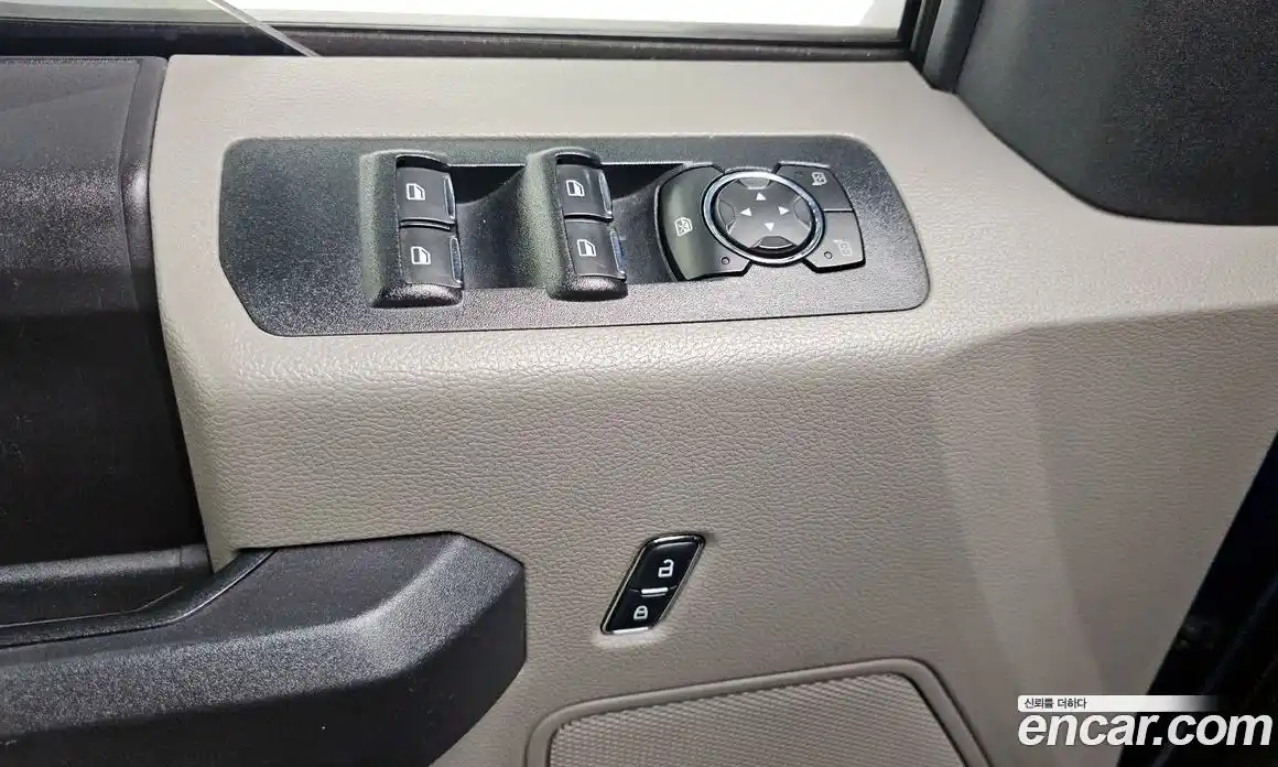 Ford F150 2018 5.0 гидро в Москве № 1768341, фото 14