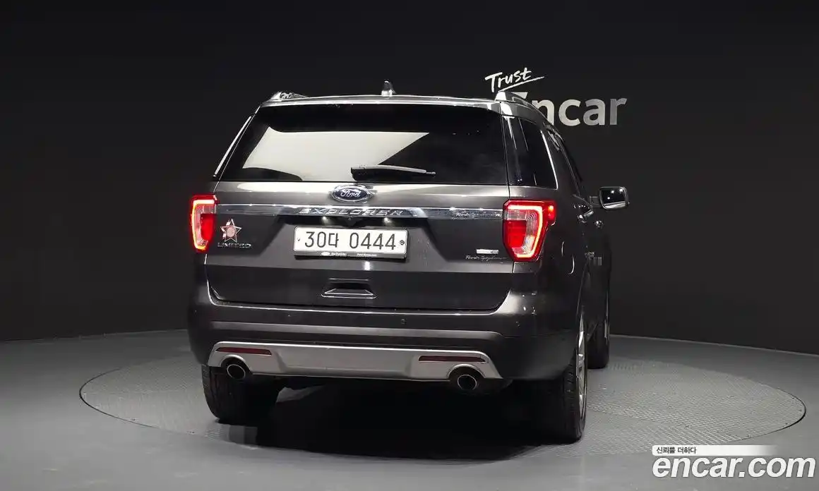 Ford Explorer 2016 2.3 гидро в Москве № 1768480, фото 4