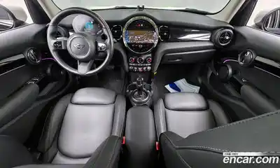 Mini Cooper 2021 1.5 гидро в Москве № 201126, миниатюра 7