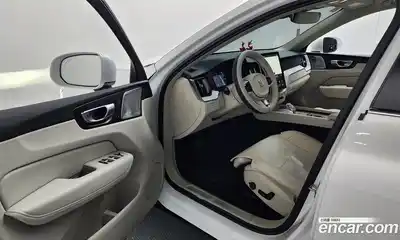 Volvo XC60 2025 2.0 гидро в Москве № 212771, миниатюра 10