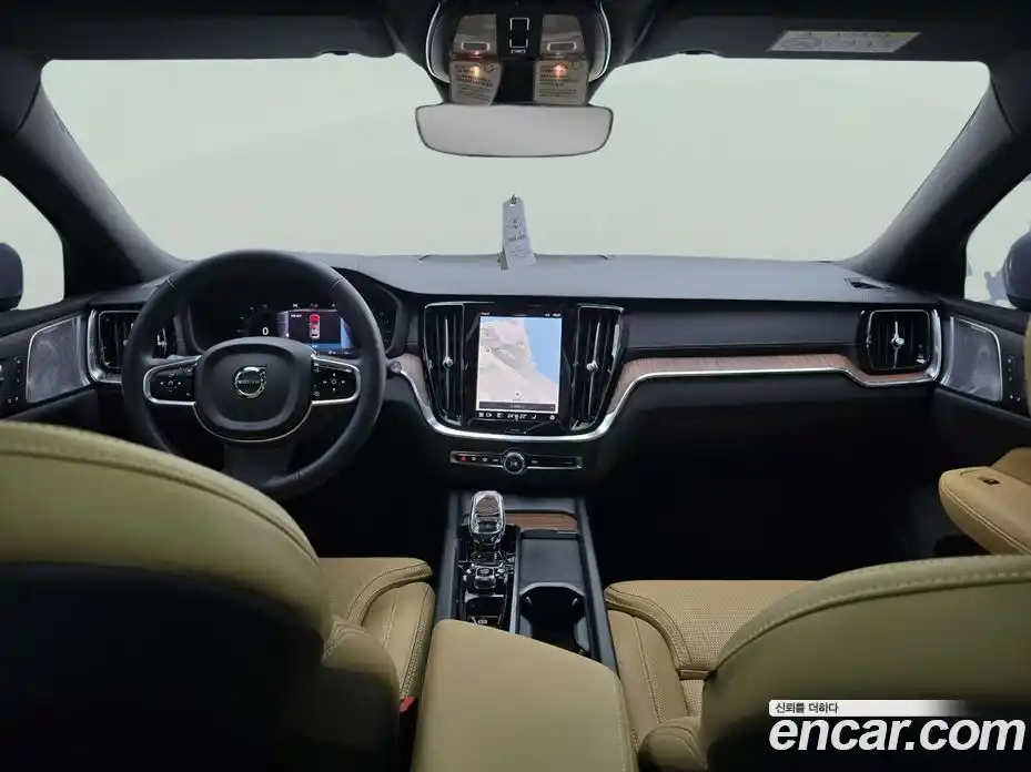 Volvo V60 2025 2.0 гидро в Москве № 230718, фото 9