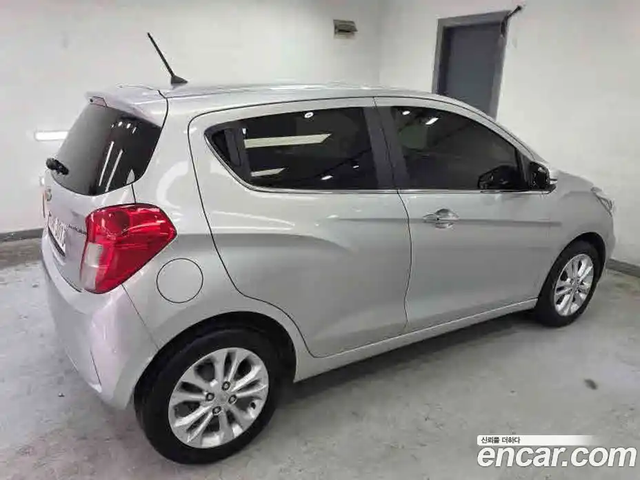 Chevrolet Spark 2019 1.0 гидро в Москве, фото 6