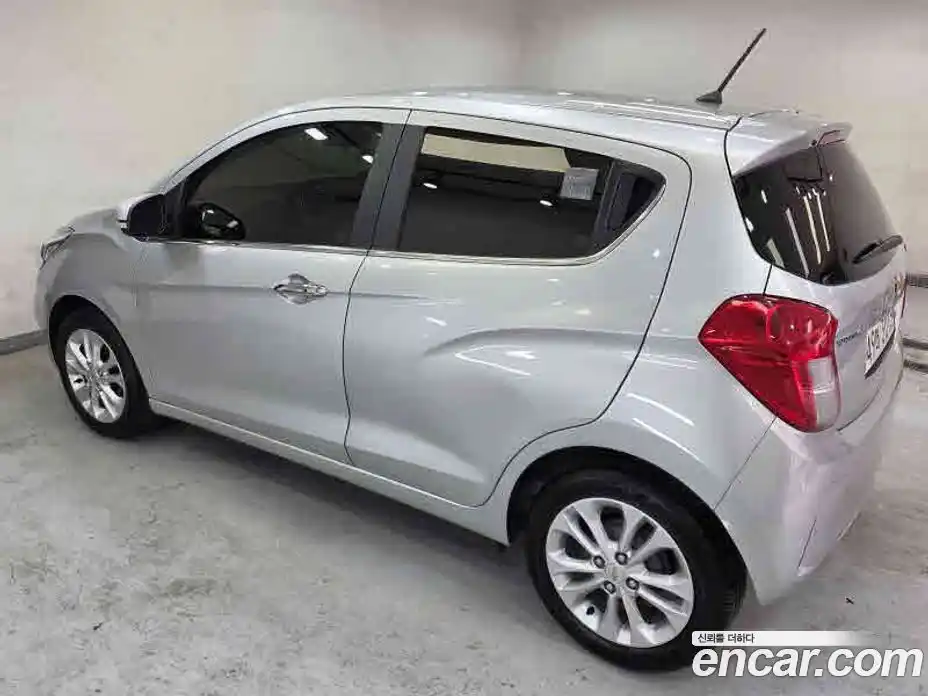 Chevrolet Spark 2019 1.0 гидро в Москве, фото 7