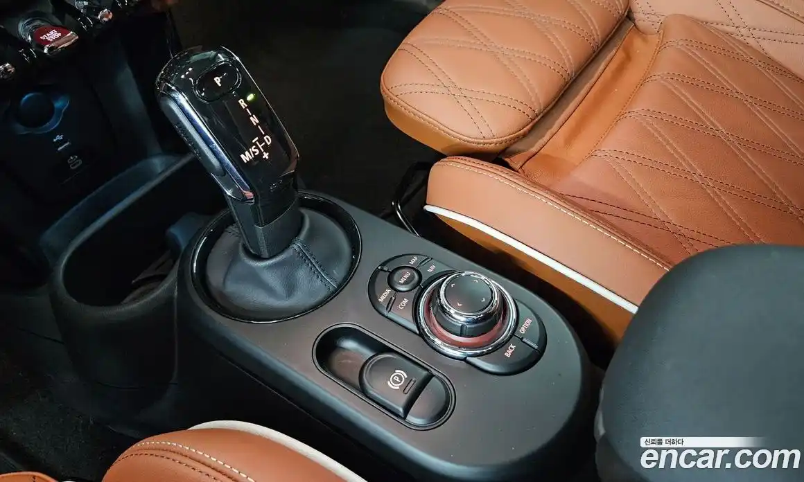 Mini Cooper 2023 2.0 гидро в Москве № 1622253, фото 9