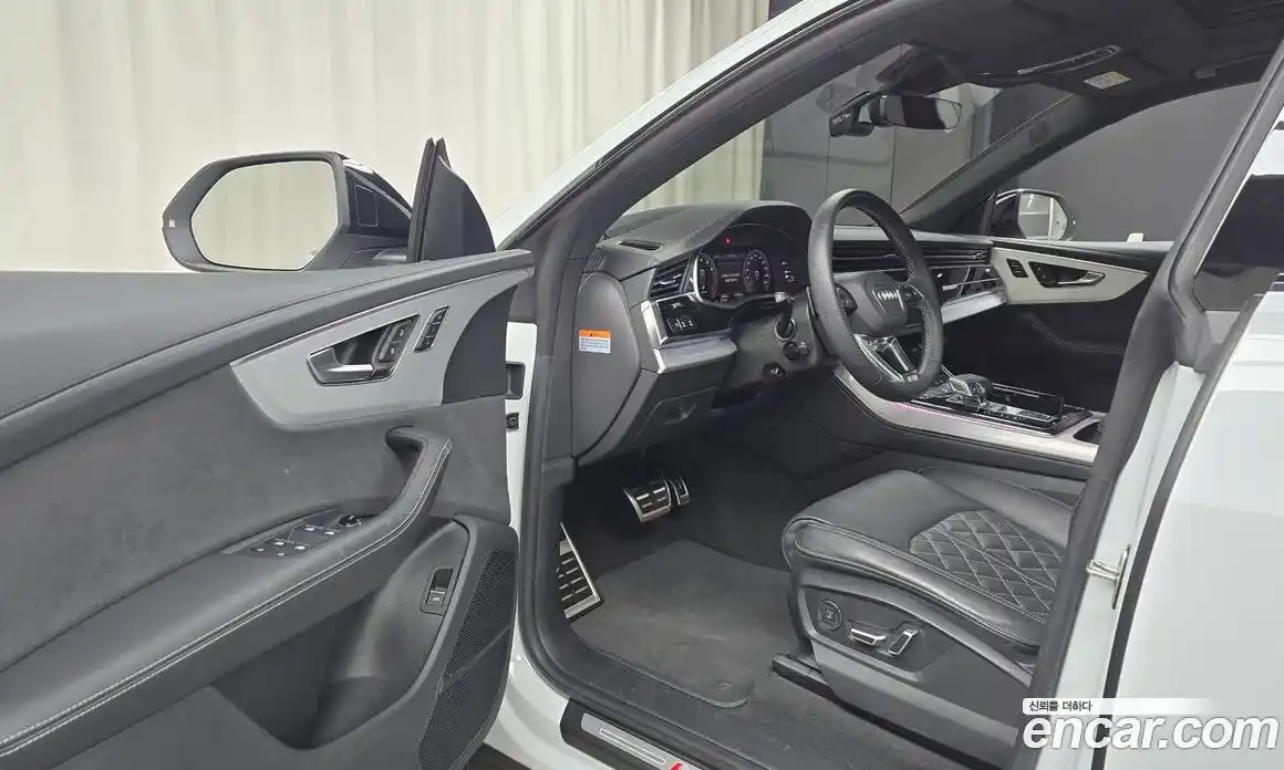 Audi Q8 2023 3.0 гидро в Москве № 162352, фото 11