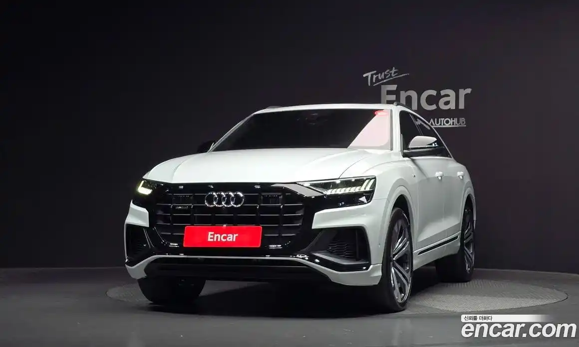 Audi Q8 2023 3.0 гидро в Москве № 162352, фото 3